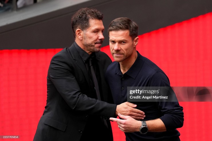 Xabi Alonso cho thấy bản thân chưa nhiều "bài" bằng Diego Simeone