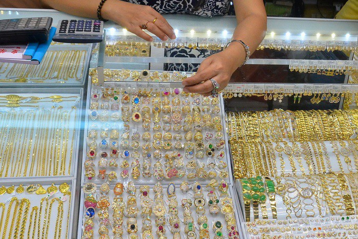 Giá vàng trong nước tiếp tục tăng thời gian qua