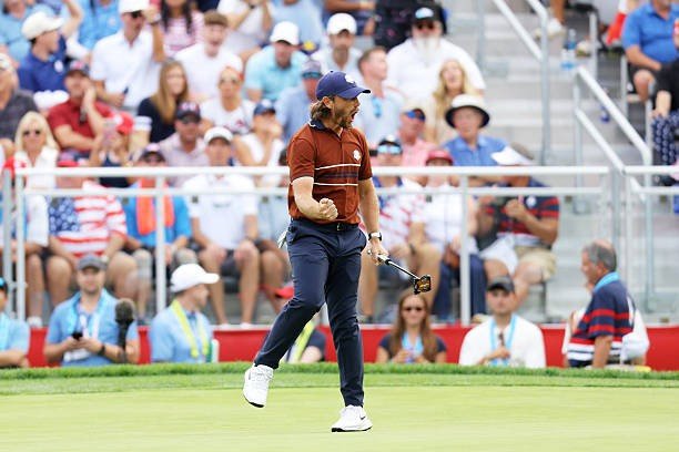 Tommy Fleetwood duy trì thành tích toàn thắng 4-0.