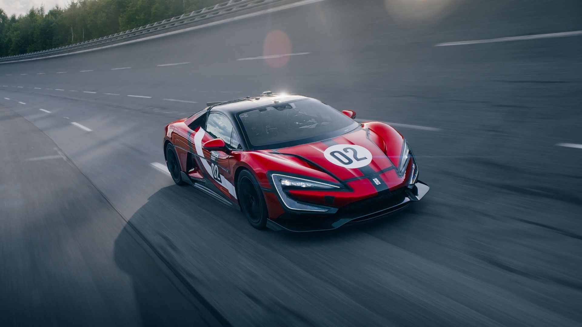 Xe điện Trung Quốc phá kỷ lục tốc độ của Bugatti Chiron Sport - 1