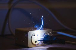 Vĩnh Long: Phát hiện 3 người tử vong trong căn chòi