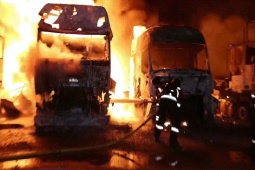 Thế giới - Thế giới 24h: Cảnh cháy nổ khắp Kiev trong đòn tập kích bằng hơn 640 tên lửa, UAV