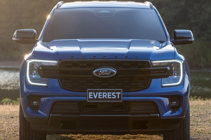 Ra mắt Ford Everest Sport Bi-Turbo 2026, sản xuất giới hạn 700 xe - 2