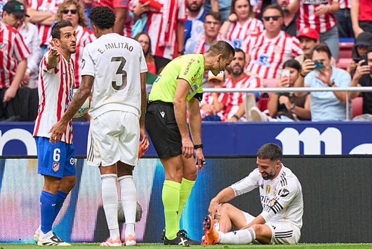 Carvajal phải nghỉ thi đấu dài hạn