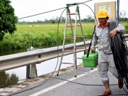 Bão số 10 mới nhất giật cấp 15, áp sát Huế - Quảng Trị: Sẵn sàng điện thoại vệ tinh, drone