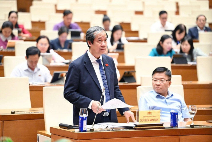 Bộ trưởng GD&amp;ĐT Nguyễn Kim Sơn. Ảnh: QH