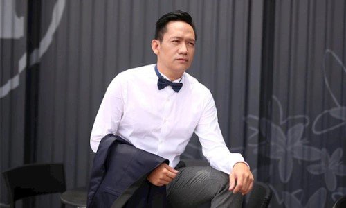 Ca sĩ Duy Mạnh được trả 30 tỉ đồng để quảng cáo cho nhà cái