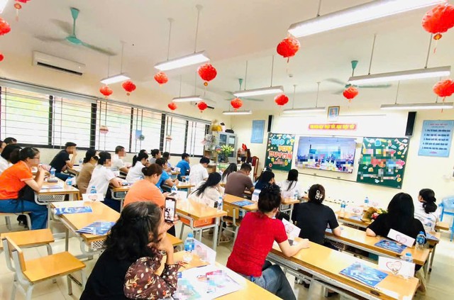 Một buổi họp phụ huynh đầu năm học. Ảnh minh hoạ