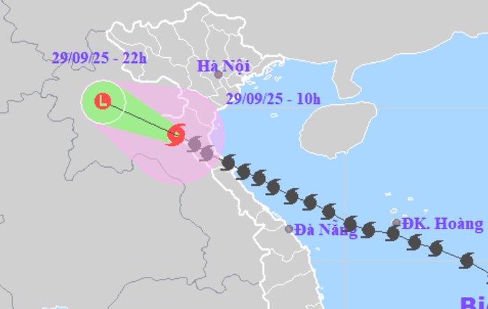 Vị trí bão số 10 thời điểm 10 giờ sáng nay. Ảnh: Trung tâm Dự báo khí tượng thủy văn quốc gia