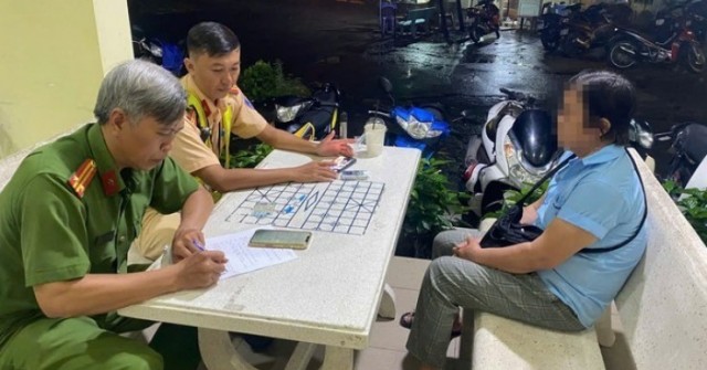 Mời làm việc vụ người phụ nữ rải “bột lạ” ở TP HCM