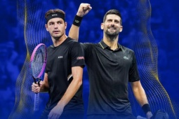Djokovic mất số 4 vào tay Fritz, Sinner sắp đuổi kịp Alcaraz (Bảng xếp hạng tennis 29/9)