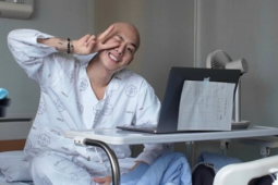 Nam diễn viên 34 tuổi đang khỏe mạnh bất ngờ tiết lộ mắc ung thư máu: Tâm sự đầy xúc động!