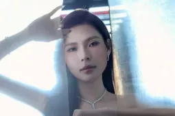 Làm đẹp - Thúy Diễm U40 khoe dáng 'mòn con mắt' trong váy dạ hội bó sát