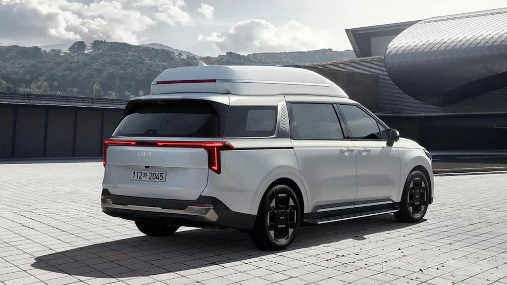 Kia Carnival phiên bản Hi-Limousine trình làng - 4