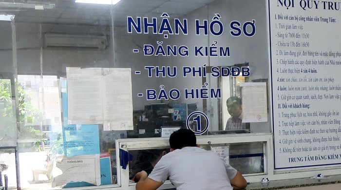 Đây là những trường hợp xe ô tô được miễn phí đường bộ - 3