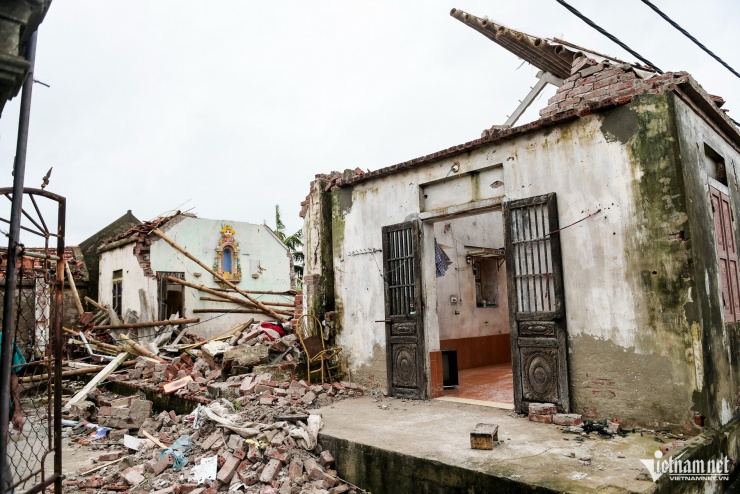 Giông lốc kinh hoàng ở Ninh Bình khiến 9 người chết: Nhân chứng kể phút sinh tử - 4