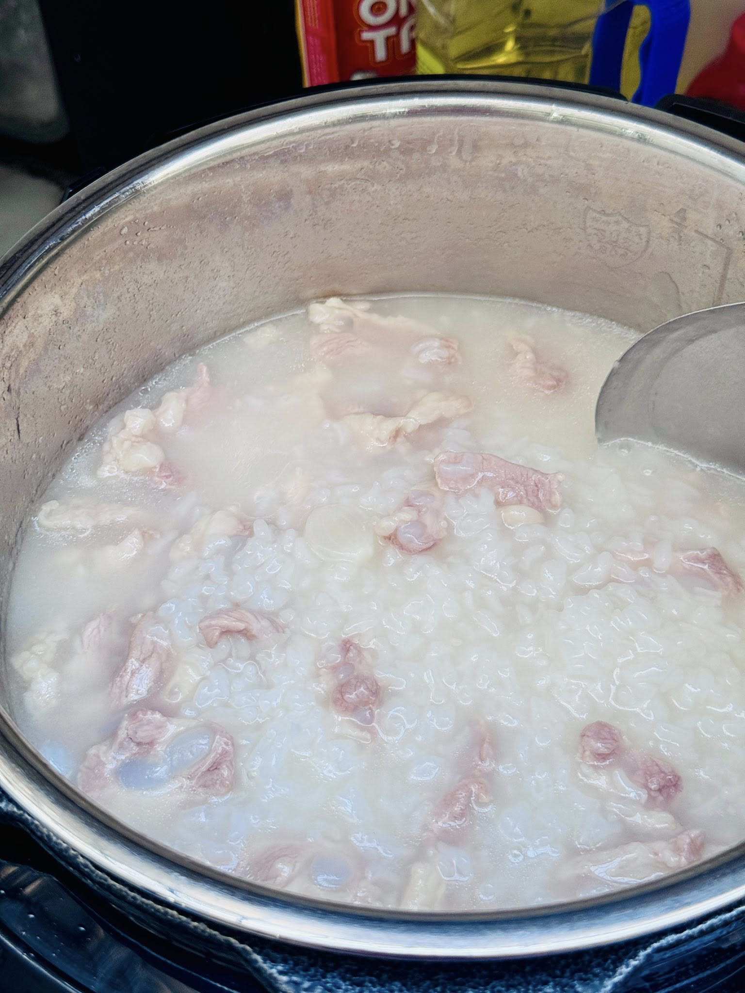 Không cần ra quán, chỉ mất 30 phút có nồi cháo sườn sụn siêu ngon đãi cả nhà - 10