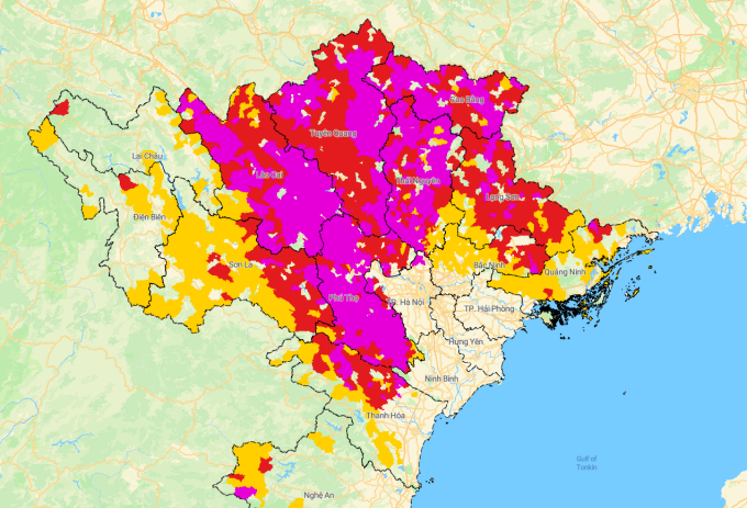 Bản đồ nguy cơ sạt lở đất trong 6 giờ tới, màu tím mức độ cao nhất. Ảnh: NCHMF