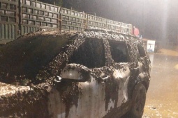 Tin tức trong ngày - Sạt lở ở Sa Pa, bùn đất tràn kín ô tô trắng chở người nước ngoài