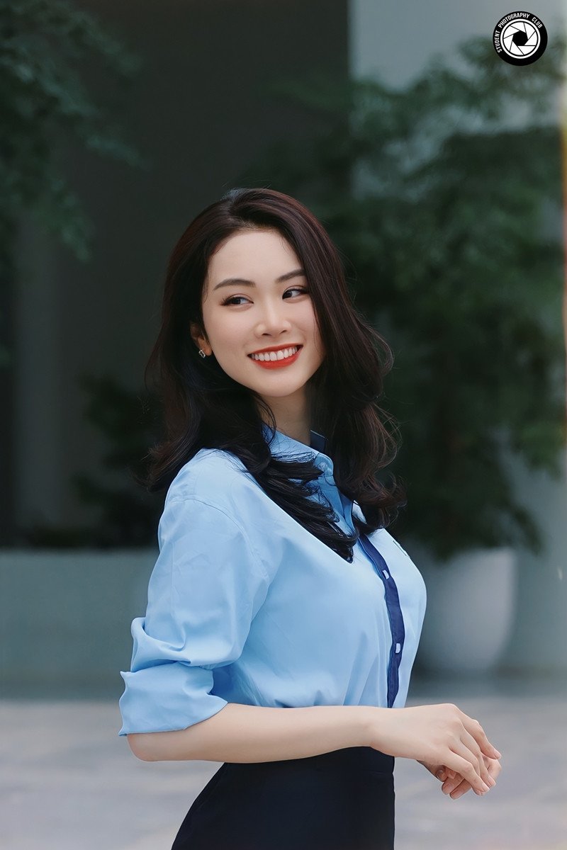 MC từng lọt top 5 hoa hậu, nói tiếng Anh như gió trên VTV là ai? - 6