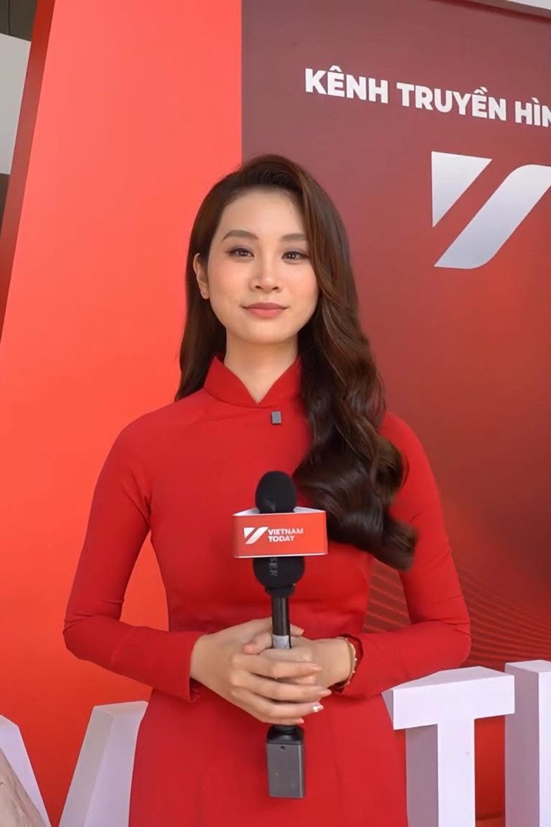 MC từng lọt top 5 hoa hậu, nói tiếng Anh như gió trên VTV là ai? - 8
