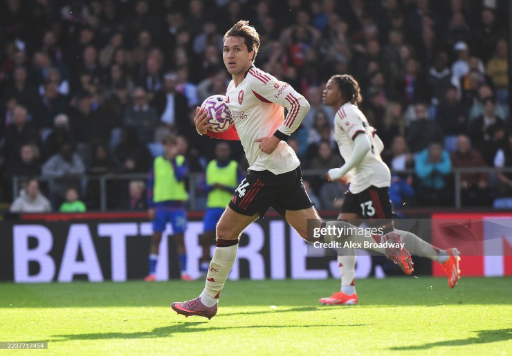 Chiesa vắng mặt khi Liverpool đối đầu Galatasaray
