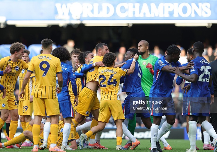 Chelsea nhận thất bại trước Brighton