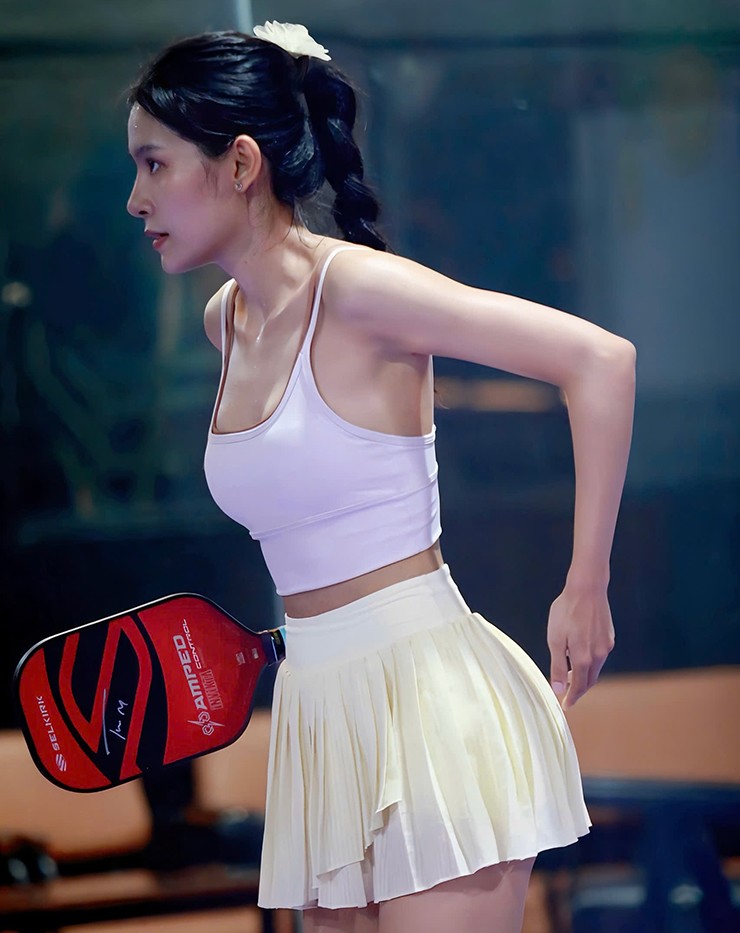 Đổ lỗi cho đối thủ nữ mặc đồ nhạy cảm sau khi thua trận pickleball, chàng trai gây tranh cãi lớn