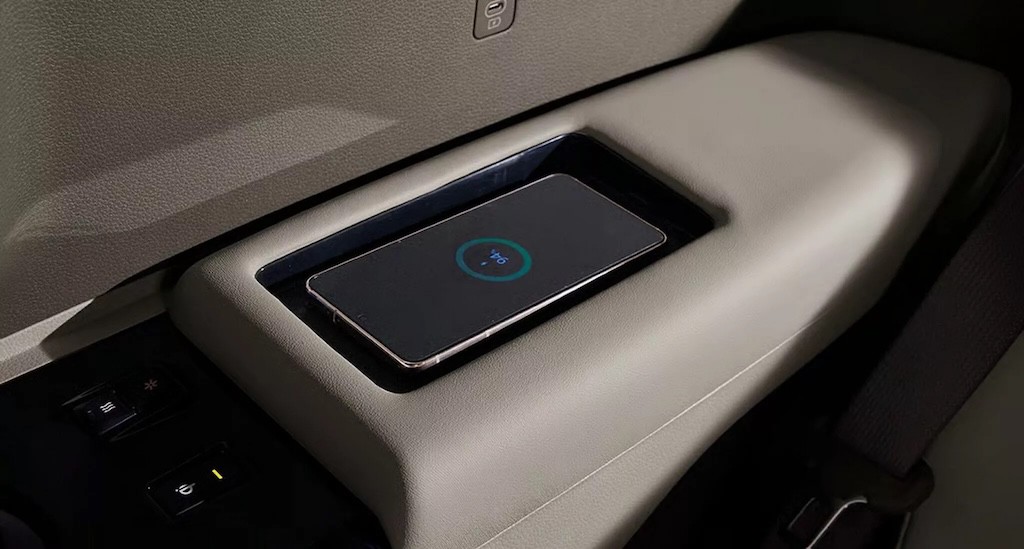 Kia Carnival phiên bản Hi-Limousine trình làng - 9