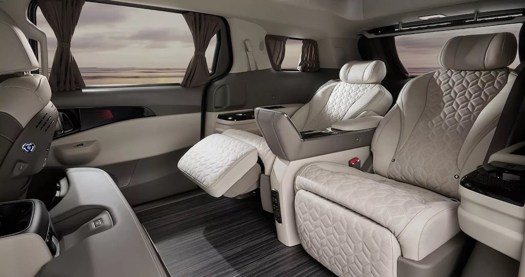 Kia Carnival phiên bản Hi-Limousine trình làng - 6