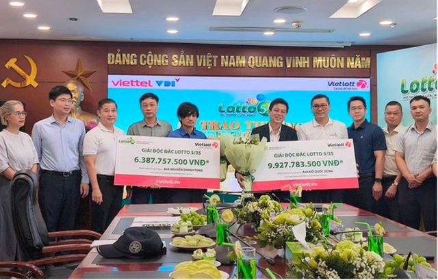 Cả hai khách hàng đều lựa chọn công khai danh tính khi nhận thưởng đã khẳng định sự minh bạch và uy tín của các sản phẩm Vietlott, đồng thời lan tỏa thông điệp tích cực về sự may mắn khi tham dự những trò chơi có thưởng.