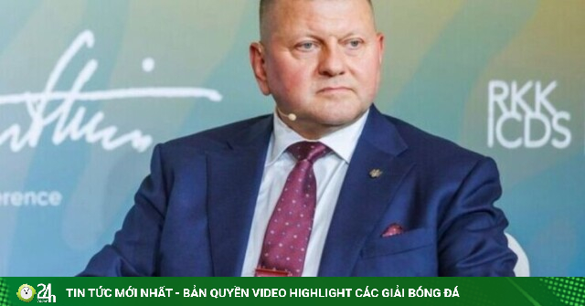 Truyền thông: Dù bị ngăn cản, ông Zaluzhny tuyên bố thẳng với ông Zelensky rằng ông sẽ tranh cử tổng thống