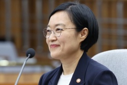 Hàn Quốc có tân nữ thủ tướng