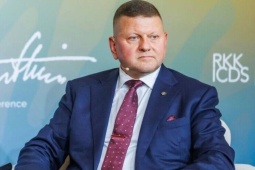 Truyền thông: Dù bị ngăn cản, ông Zaluzhny tuyên bố thẳng với ông Zelensky rằng ông sẽ tranh cử tổng thống