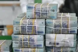 Phạt đến 500 triệu đồng ngân hàng ép khách vay vốn mua bảo hiểm