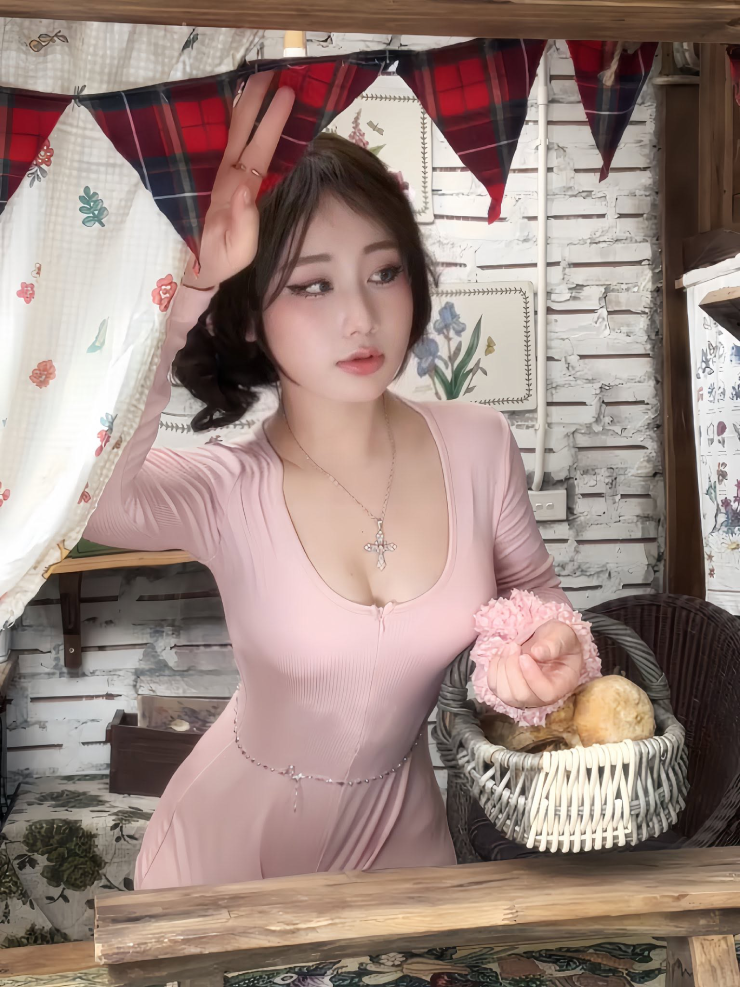 Mỹ nhân mặt xinh như "búp bê" đặt cược hết niềm tin cho đội tuyển Anh - 12