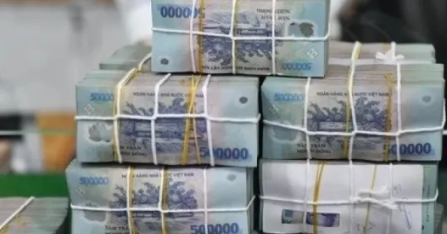 Phạt đến 500 triệu đồng ngân hàng ép khách vay vốn mua bảo hiểm