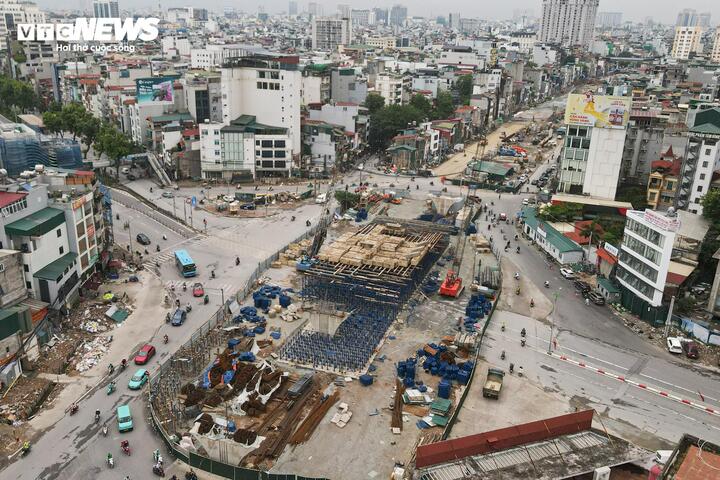 Hà Nội tăng tốc thi công đường 'đắt nhất hành tinh', quyết thông xe trước 2/9 - 16