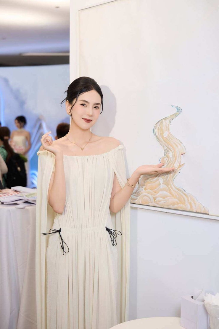 MC Mai Ngọc tại một sự kiện hồi đầu tháng 6 ở Hà Nội.