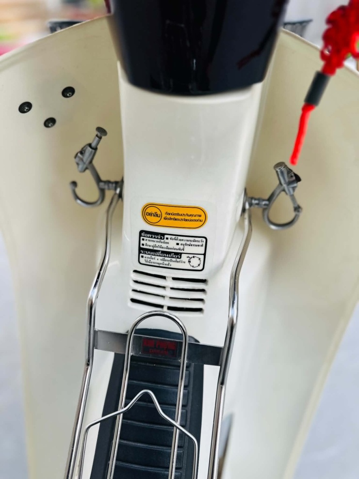 Honda Dream Thái hơn 40 năm tuổi được rao giá 500 triệu đồng - 14