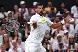 Video tennis Tsitsipas - Djokovic: Chóng vánh 3 set, cột mốc phi thường (Wimbledon)