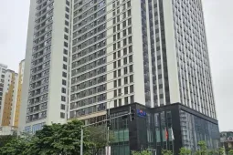 Chung cư 'đất vàng' Hà Nội nhiều lần trễ hẹn bàn giao nhà bất ngờ hoạt động 'chui'