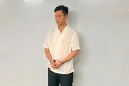 Bắt tạm giam đối tượng dùng ly thủy tinh đánh nữ nhân viên quán karaoke