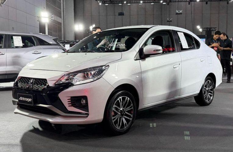 Mitsubishi vừa giới thiệu phiên bản nâng cấp của mẫu sedan cỡ B Attrage tại một số thị trường Đông Nam Á.