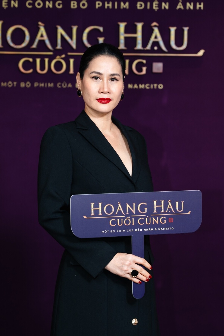 Hai mỹ nhân 'Hoàng hậu cuối cùng' khoe sắc - 10