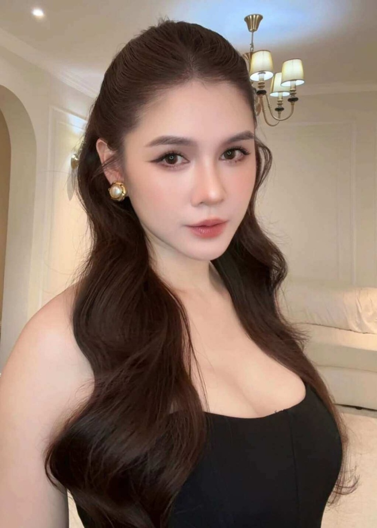 Ảnh sao 3/7: Mỹ Tâm 'gây thương nhớ' với áo dài trắng - 4