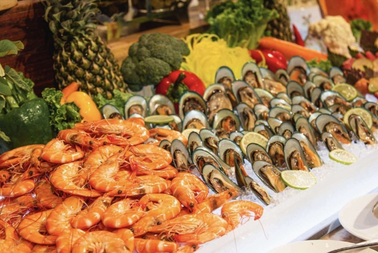 Tiêu chí hải sản tươi, ngon luôn được các nhà hàng hướng đến lựa chọn phục vụ khách hàng. (Ảnh: Vietravel)