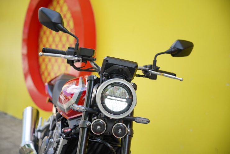 Honda CB500 Super Four đầu tiên về Việt Nam, giá 285 triệu đồng - 5