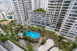 Chung cư cao cấp ở Hà Nội ngập mùi rác thải, người dân khốn khổ