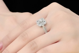 PNJ cam kết kim cương đều có thể truy xuất nguồn gốc và đảm bảo chất lượng